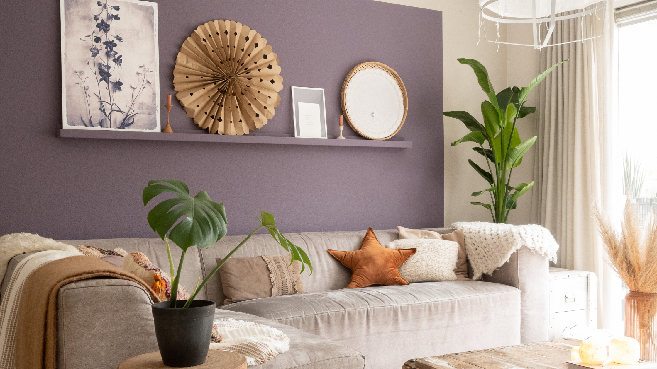 ZO ZIET DE TRENDKLEUR PAARS ERUIT IN DE WOONKAMER VAN INTERIEURBLOGGER IRENE