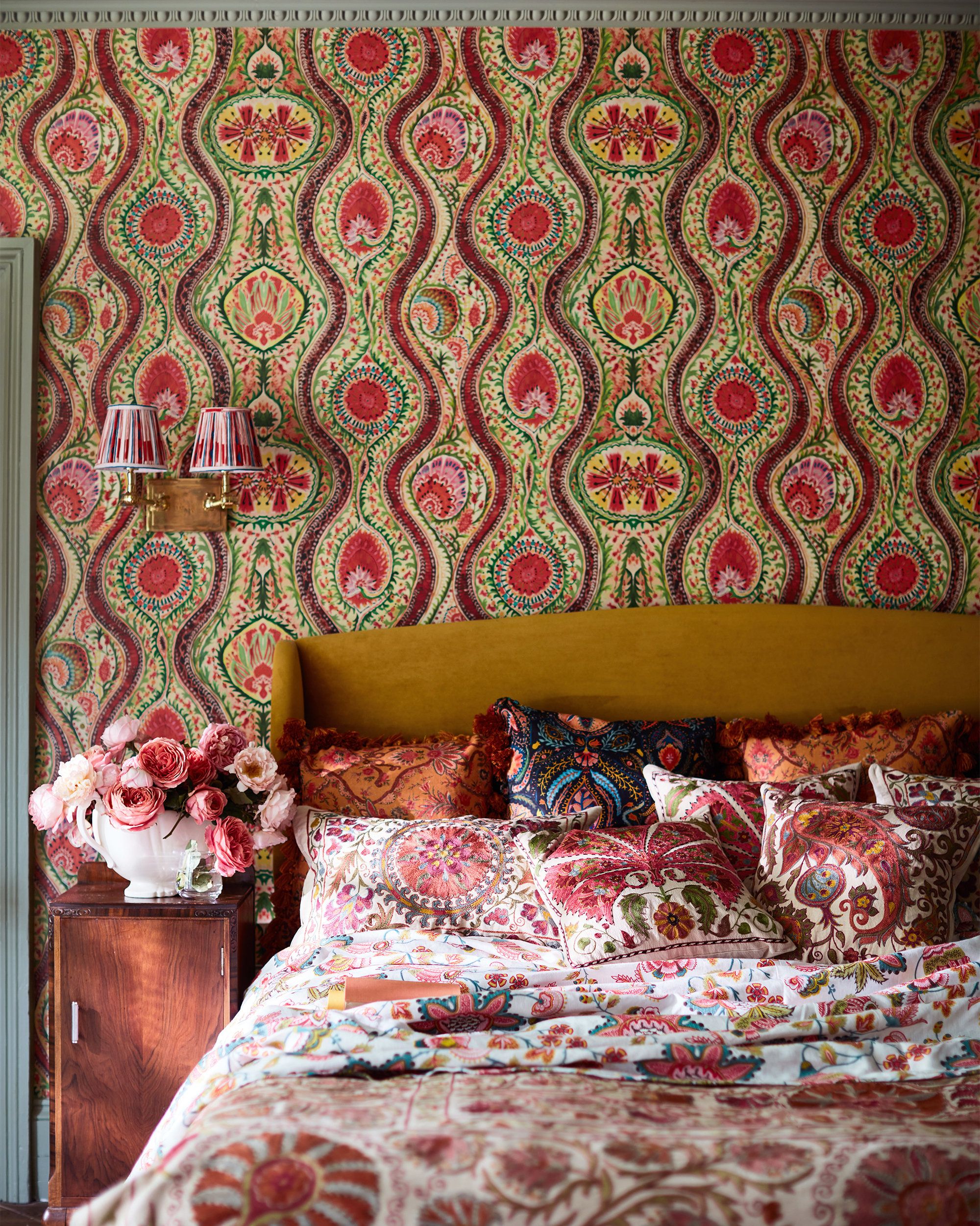 Mind The Gap Hippie Paisley Behang