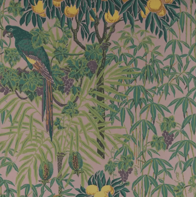 1838 Wallcoverings behang Macaw - Blush Pink 2311 - 167 - 02 - LAB COLOUR THE WORLD