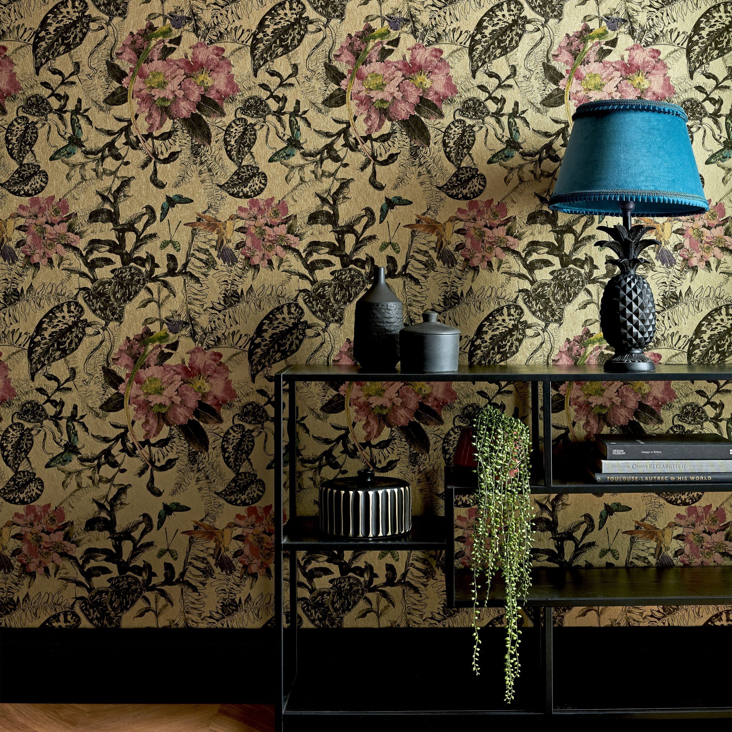1838 Wallcoverings Hedgerow Bracken Behang 2008-144-01 - Gold