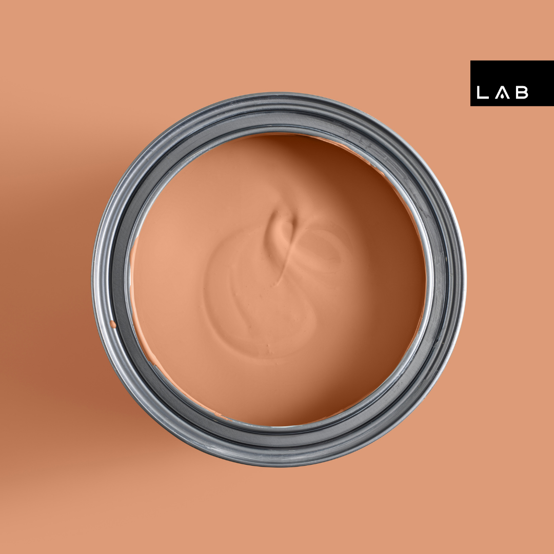 ORANGE BARISTA NO. 117