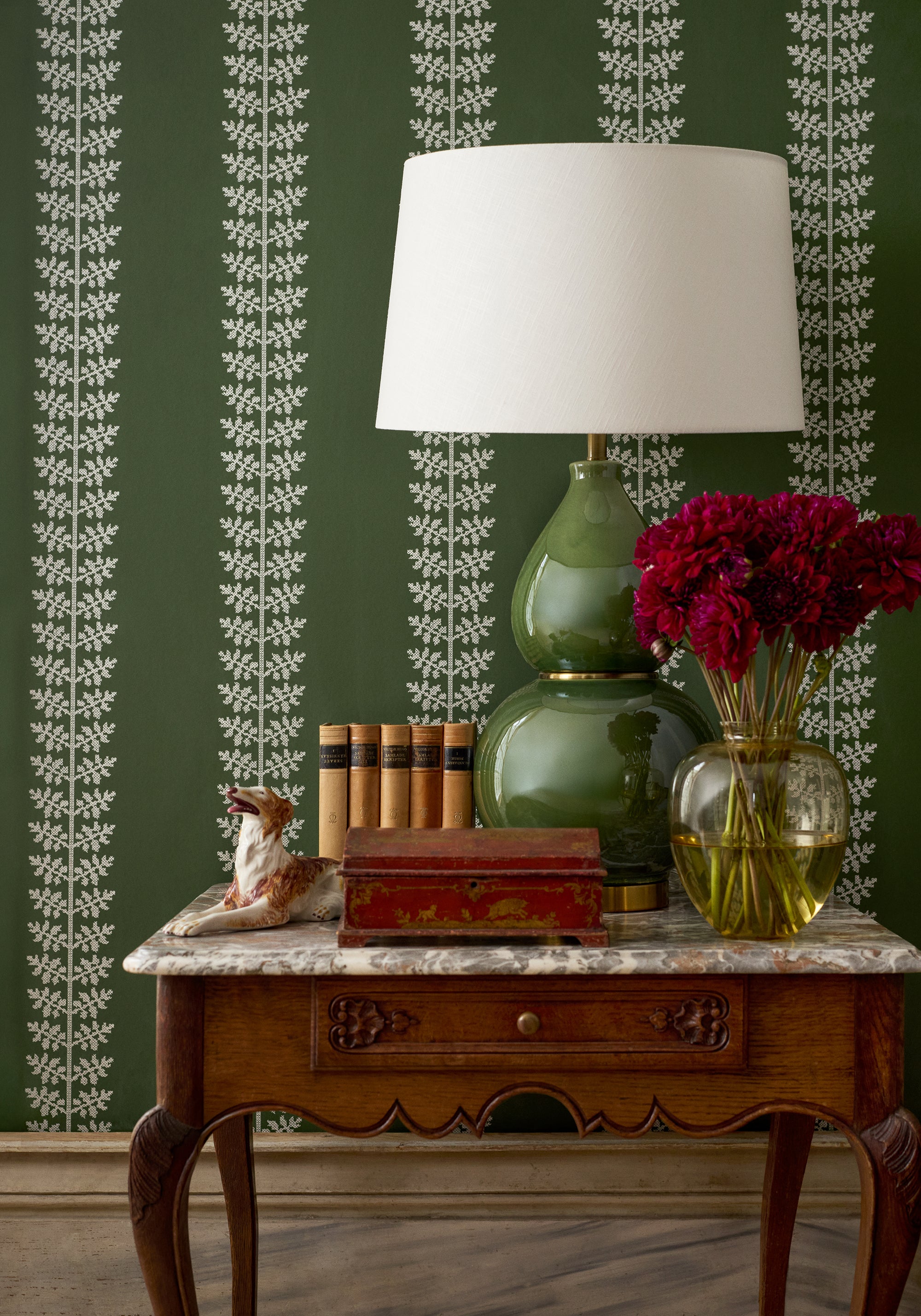 Thibaut Boxwood Amble Behang T10506 - sfeerbeeld