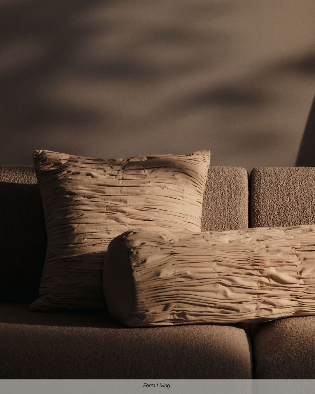 CALACATTA MAUVE NO. 1055