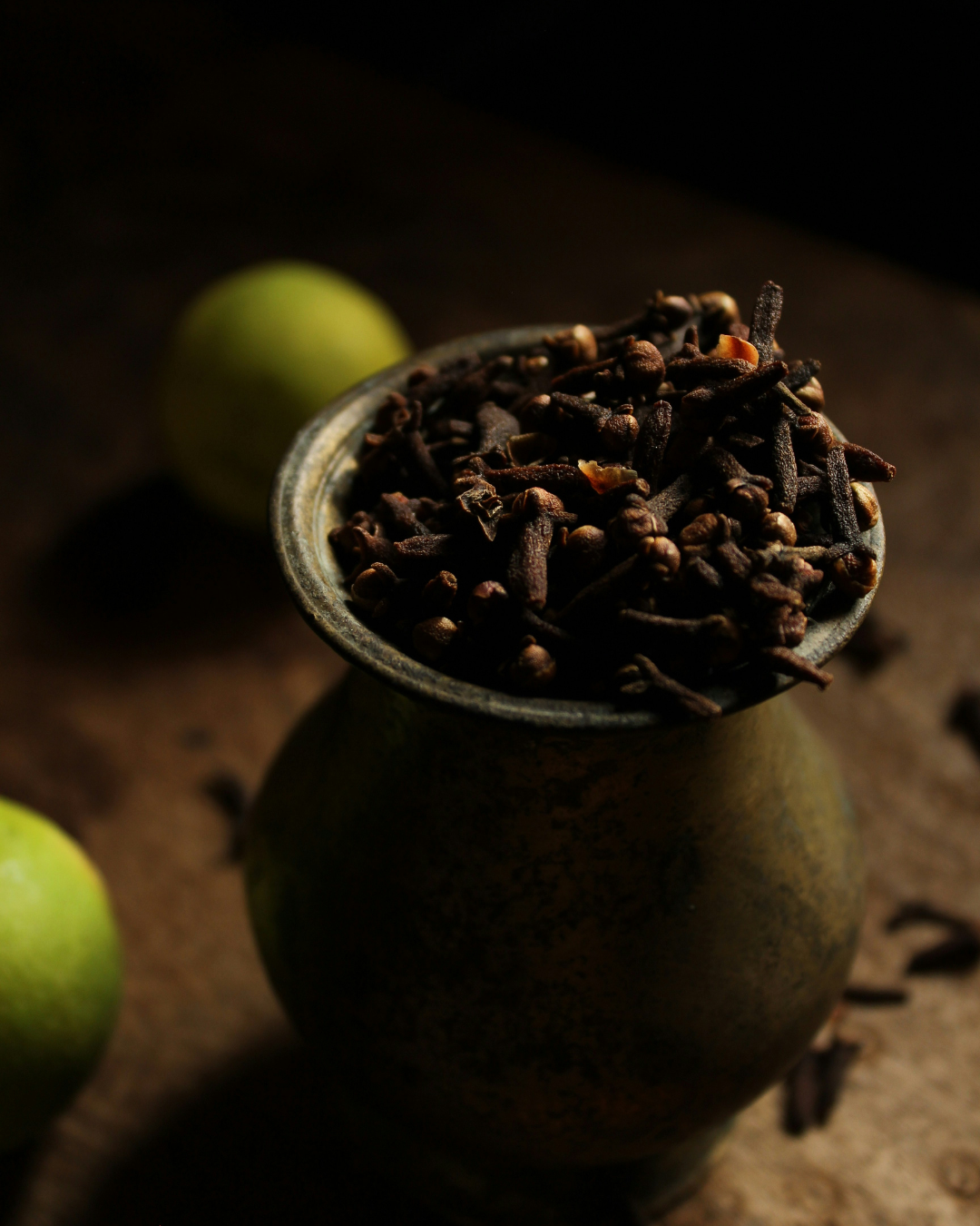 CRUSHED CLOVES NO. 53