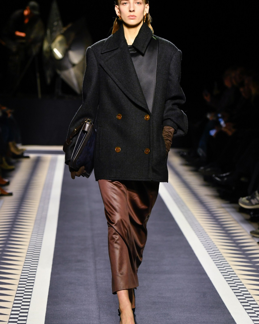 CRUSHED CLOVES NO. 53