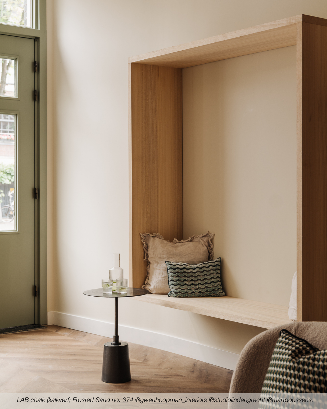 FROSTED SAND NO. 374