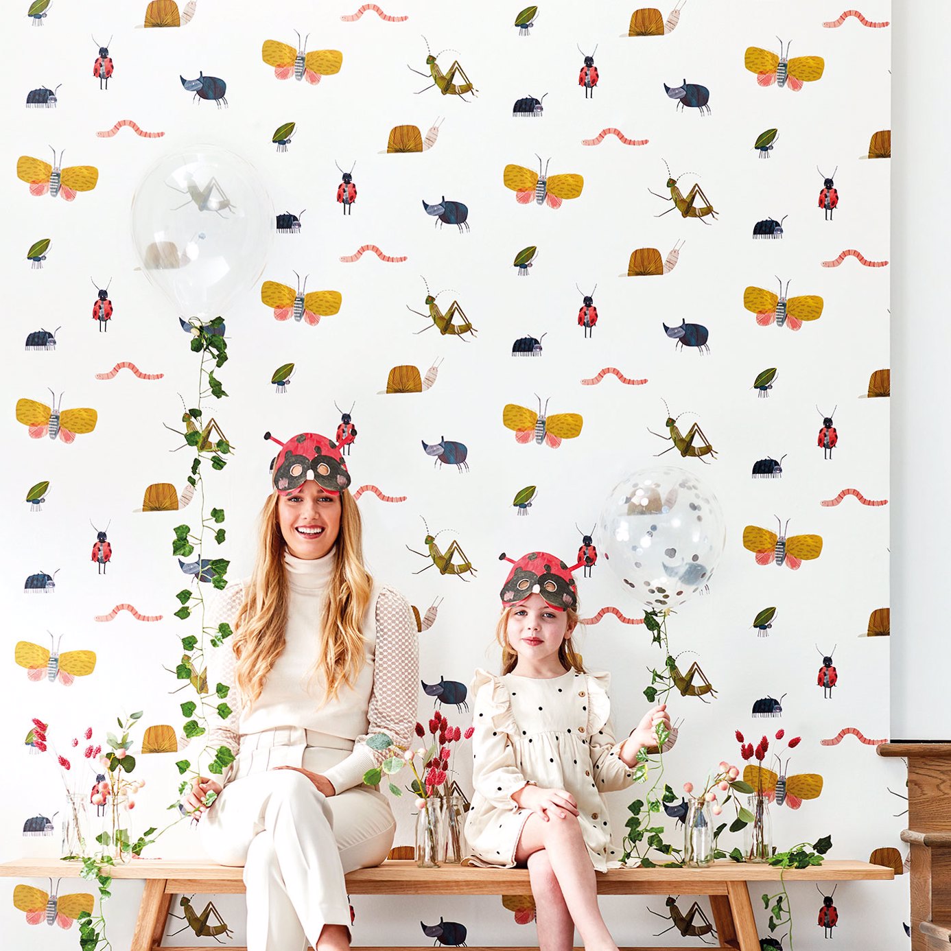 Harlequin Garden Friends Behang 112635 — LAB COLOUR THE WORLD