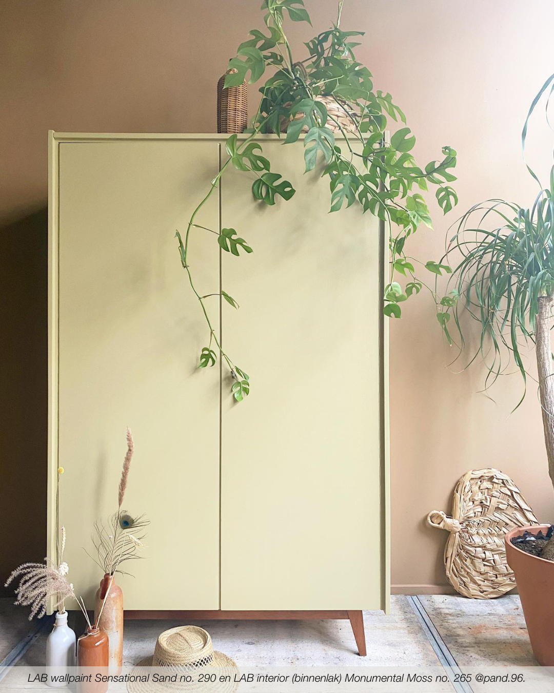 MONUMENTAL MOSS NO. 265