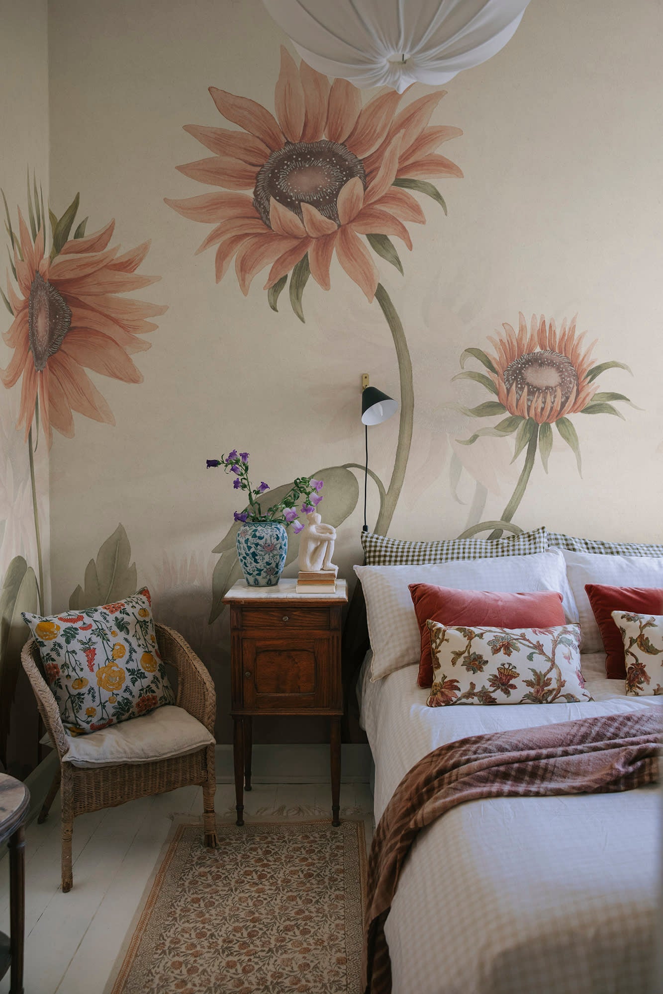 Sandberg Sunflowers Behang S10528 - Peach