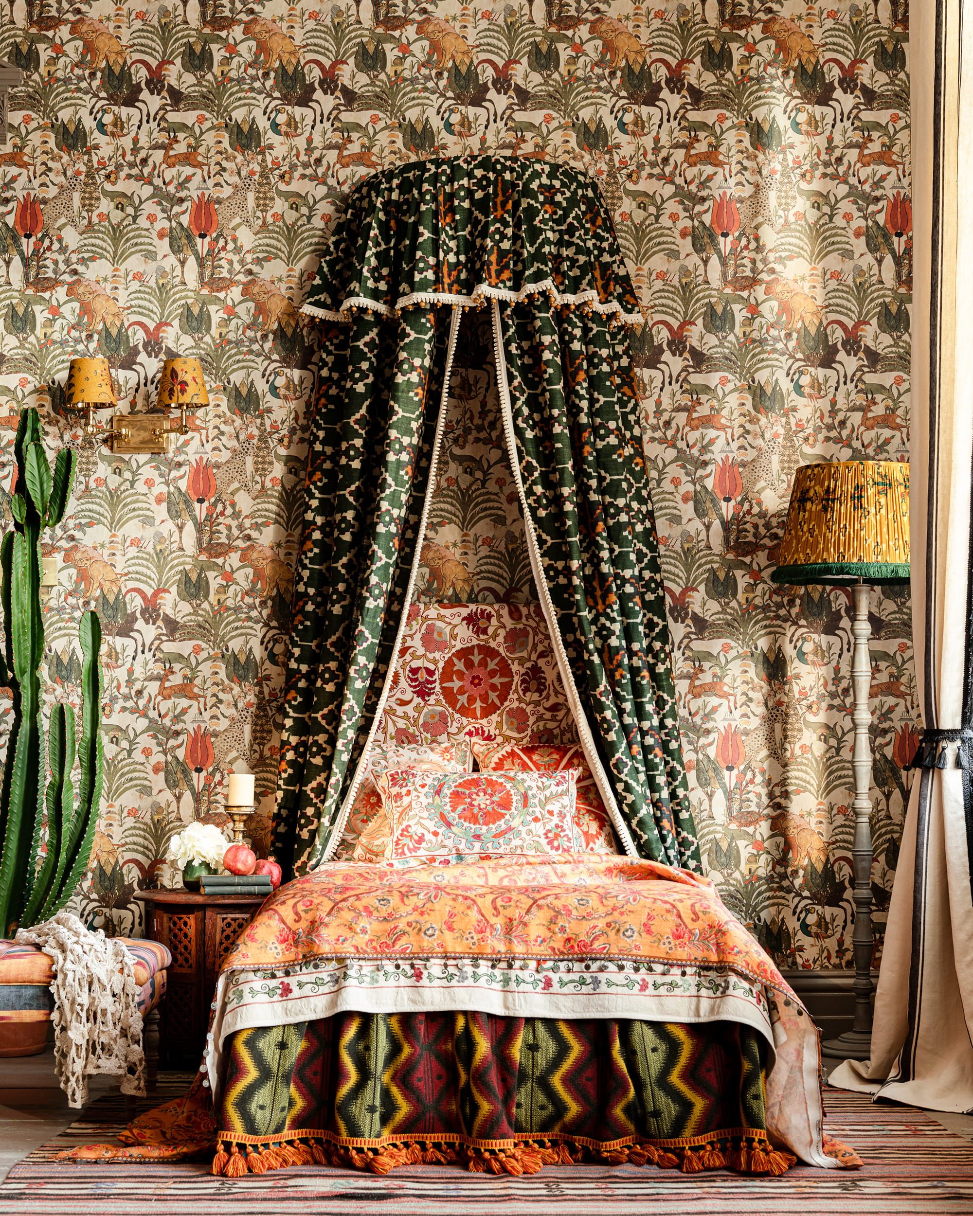 Mind The Gap Algerian Tale - WP20740