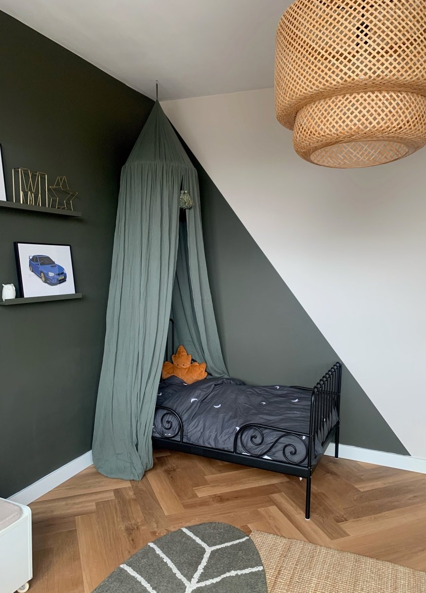ARMY GREEN NO. 211 - LAB COLOUR THE WORLD
