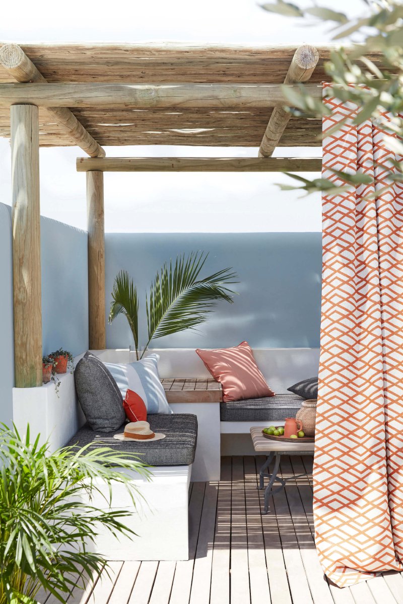 Bone China Blue no. 107 - LAB COLOUR THE WORLD