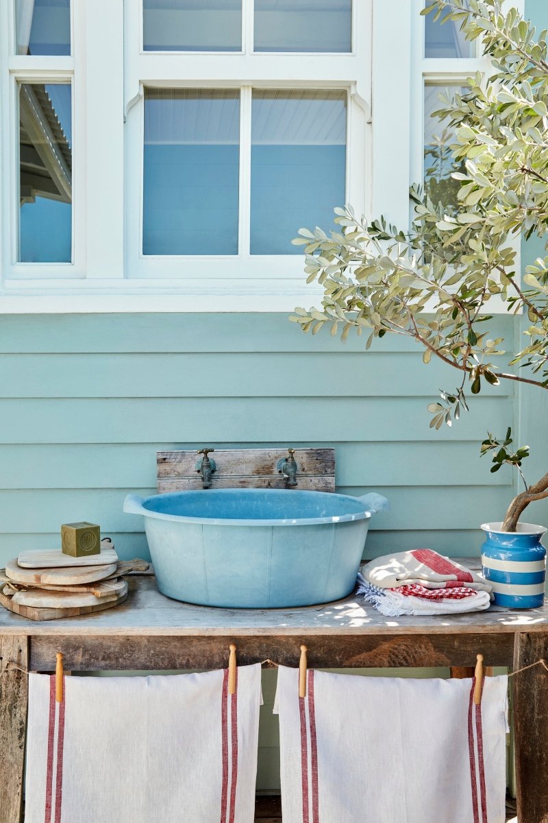 Celestial Blue no. 101 - LAB COLOUR THE WORLD