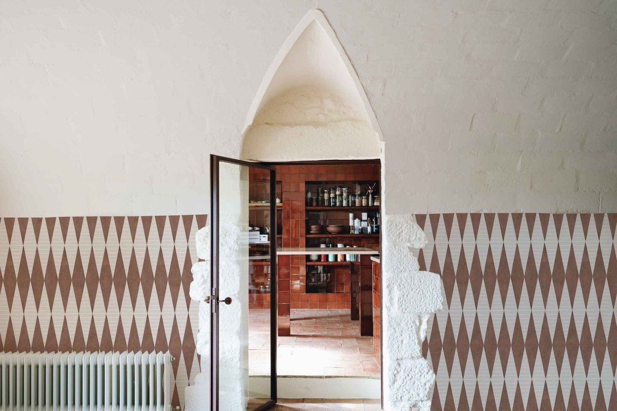 Coordonné Maasai, Ybarra & Serret for Coordonné Warrior behang YSP0243 - LAB COLOUR THE WORLD