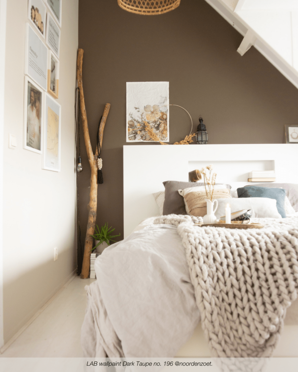 DARK TAUPE NO. 196 - LAB COLOUR THE WORLD