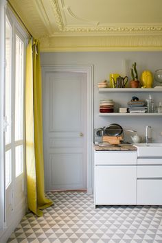 Dayroom Yellow no. 233 - LAB COLOUR THE WORLD