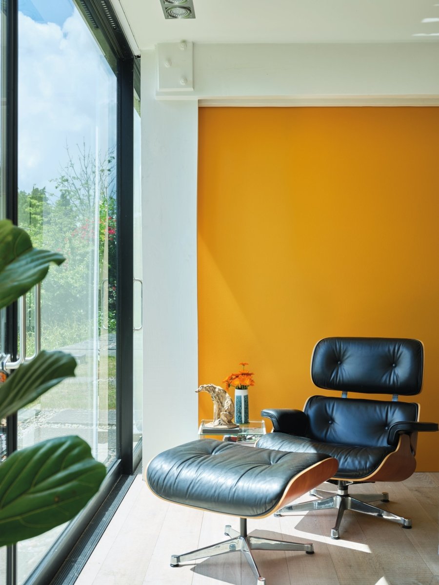 Dutch Orange no. W76 - LAB COLOUR THE WORLD