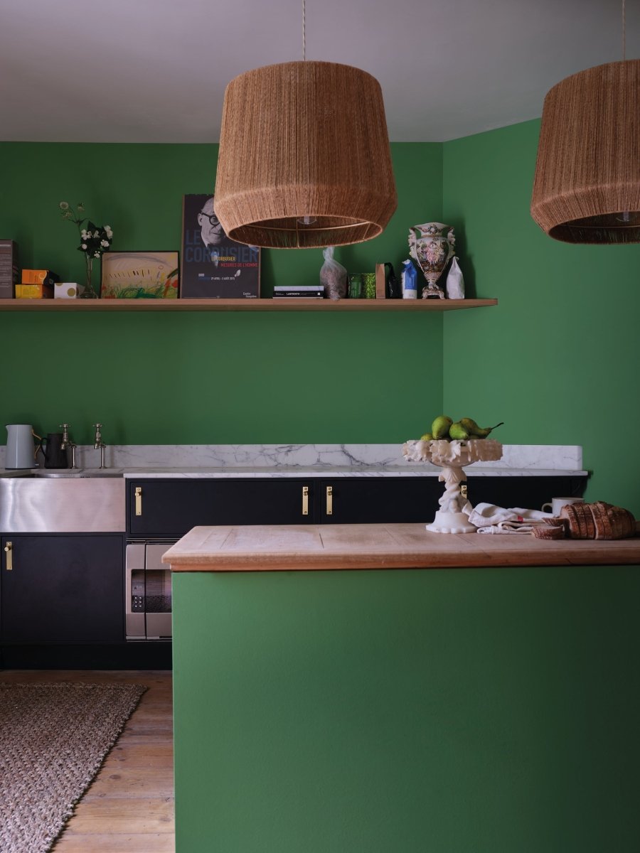 Emerald Green no. W53 - LAB COLOUR THE WORLD