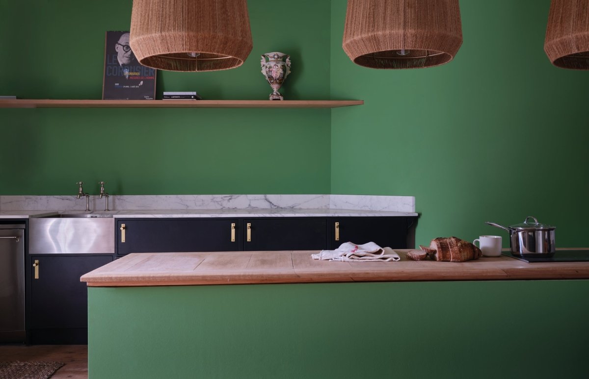 Emerald Green no. W53 - LAB COLOUR THE WORLD