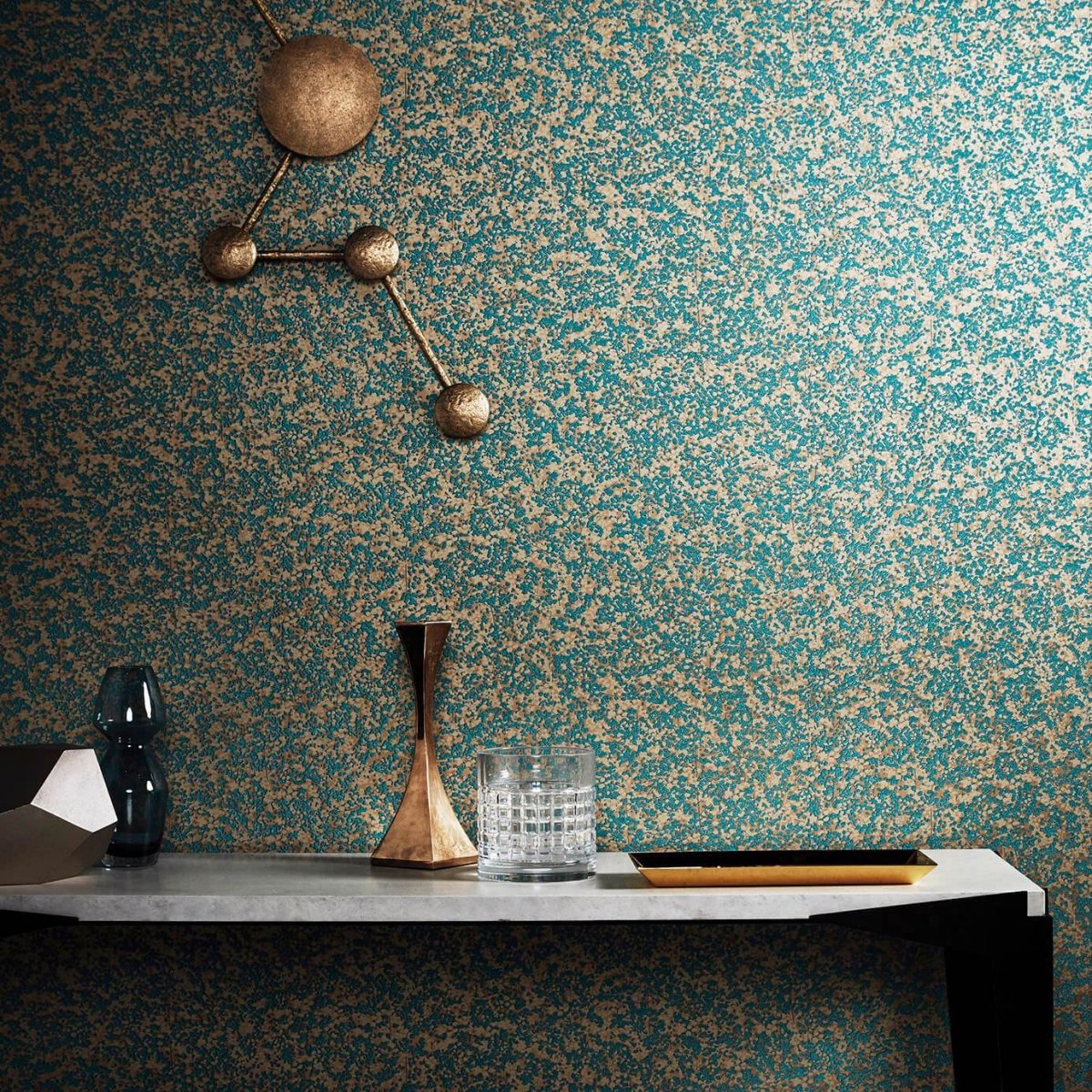 Harlequin Coral Wide Width Behang 111868 - LAB COLOUR THE WORLD