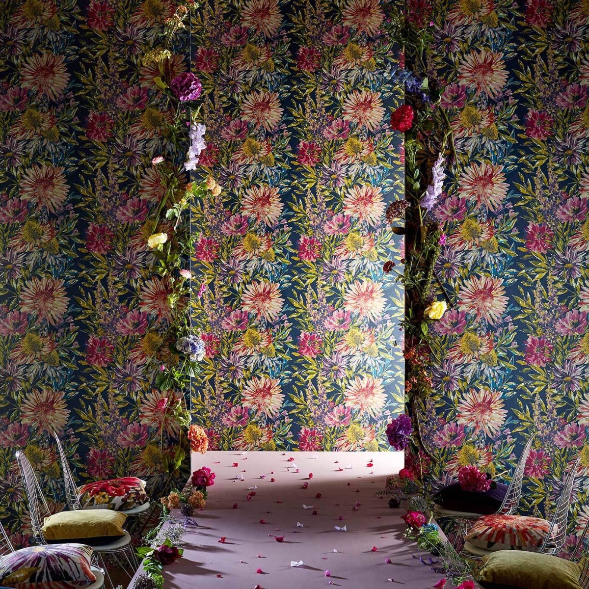 Harlequin Floreale Wide Width Behang 111498 - LAB COLOUR THE WORLD