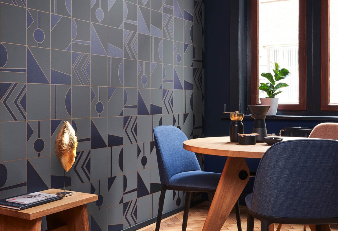 HookedOnWalls Tinted Tiles Groove behang 29043 (metallic flakes) - LAB COLOUR THE WORLD
