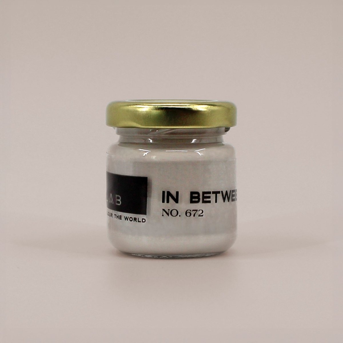 IN BETWEEN NO. 672 - LAB COLOUR THE WORLD