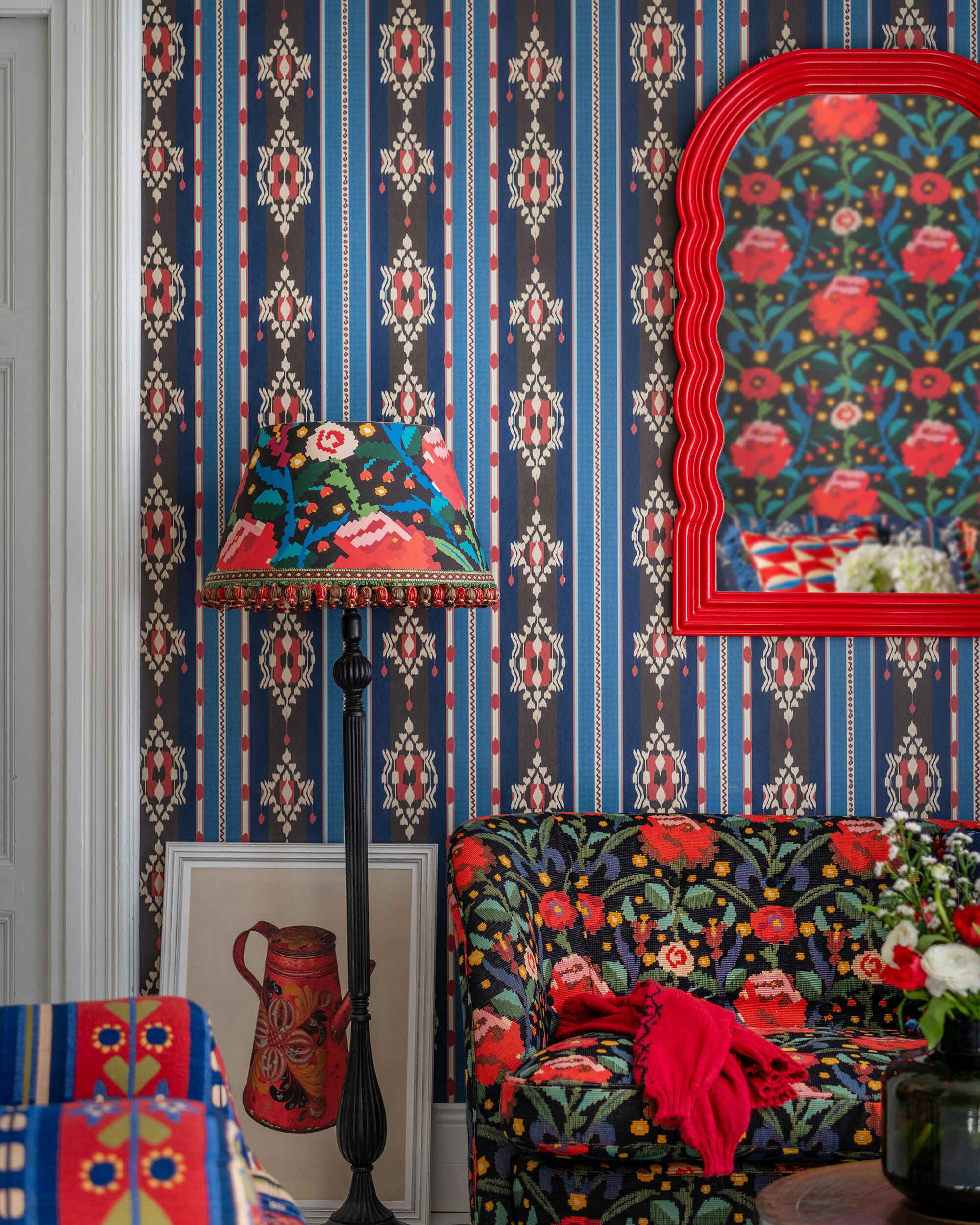 Mind The Gap King's Ikat Behang