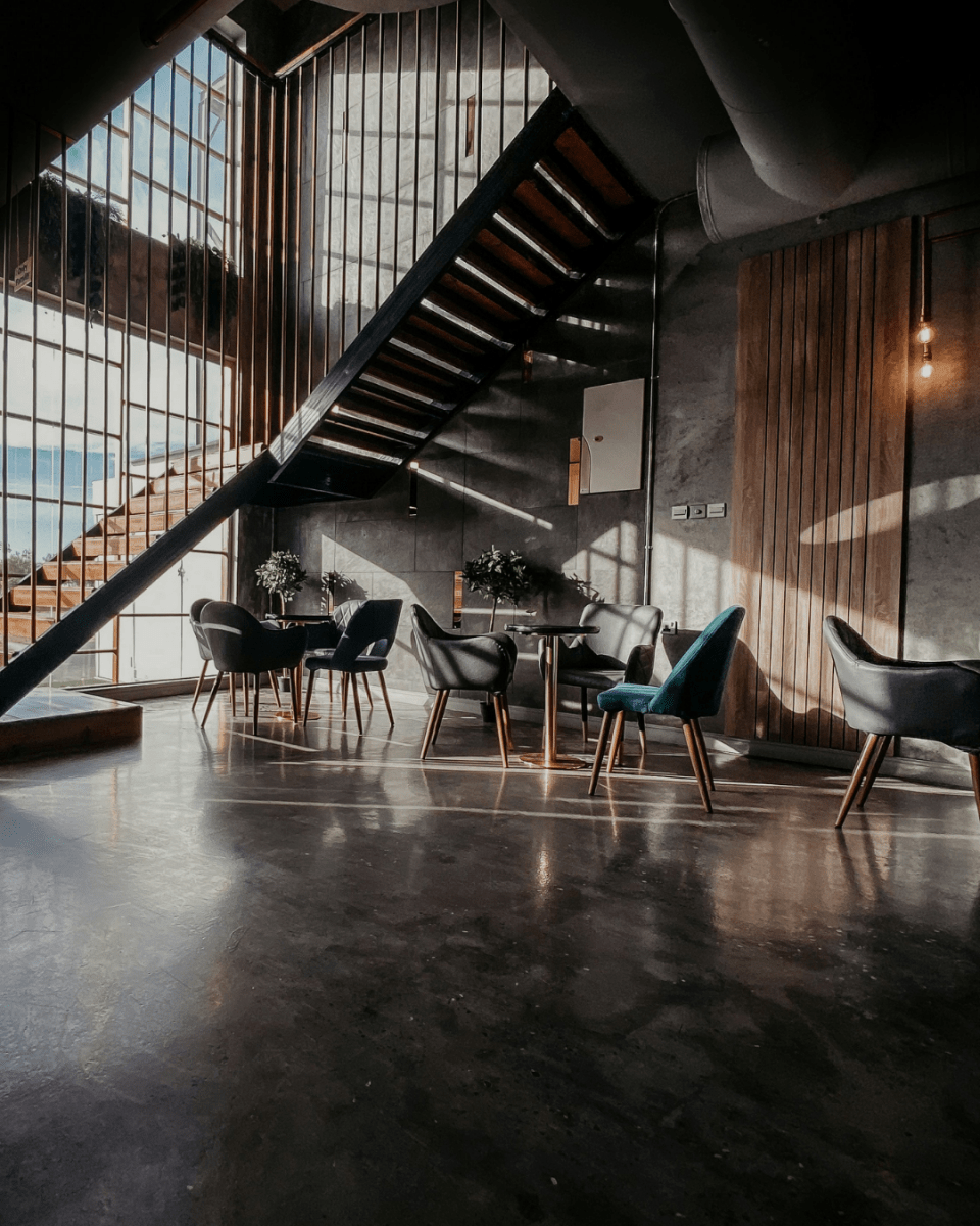 LOFT NO. 113 - LAB COLOUR THE WORLD