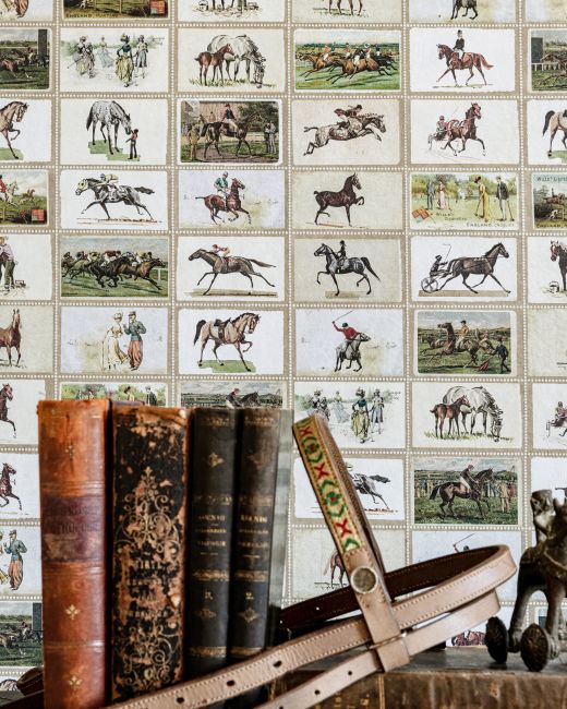 Mind The Gap English Equestrian Stamps Behang WP20631 - LAB COLOUR THE WORLD