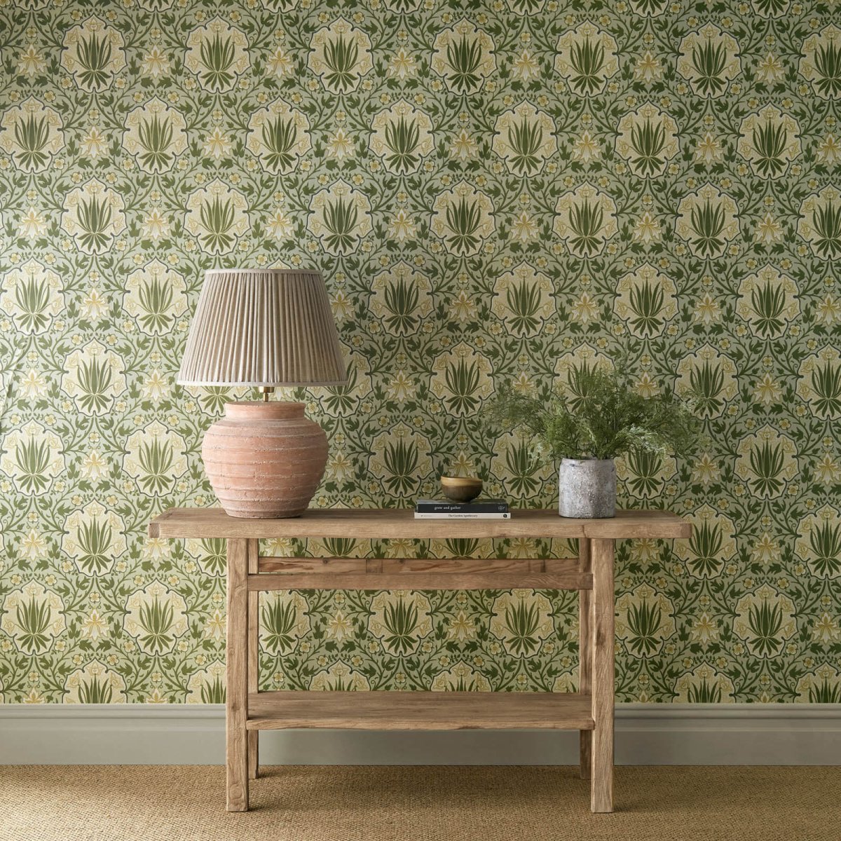Morris & Co. Iris & Rose Behang 217567 - LAB COLOUR THE WORLD