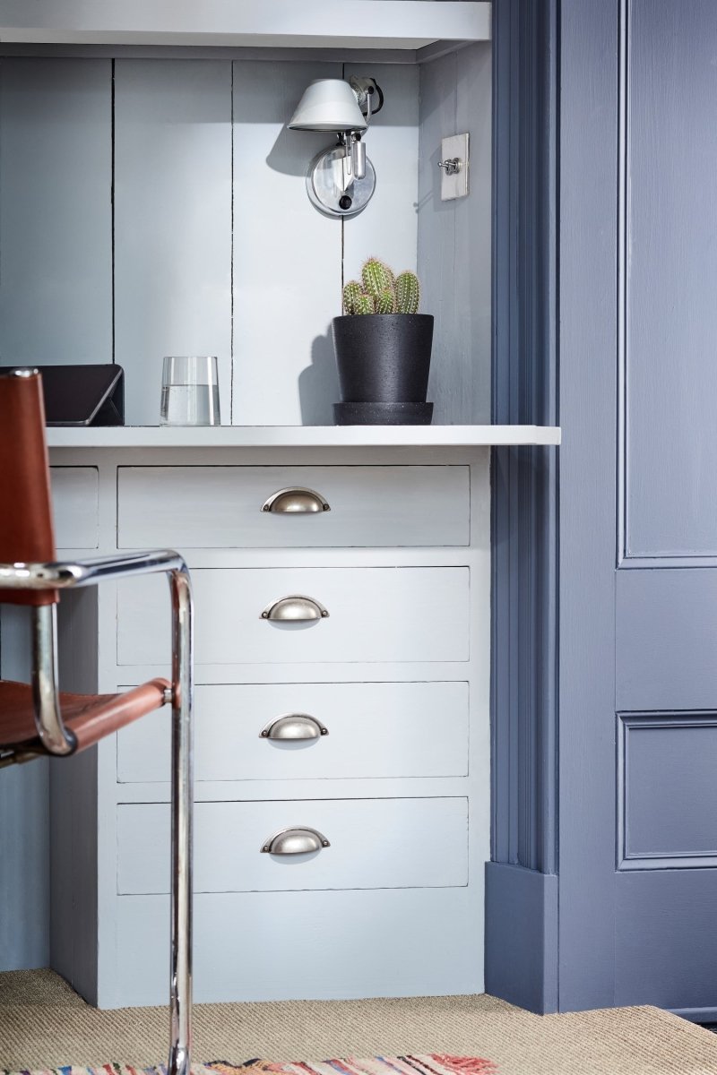 Obscura no. 327 - LAB COLOUR THE WORLD