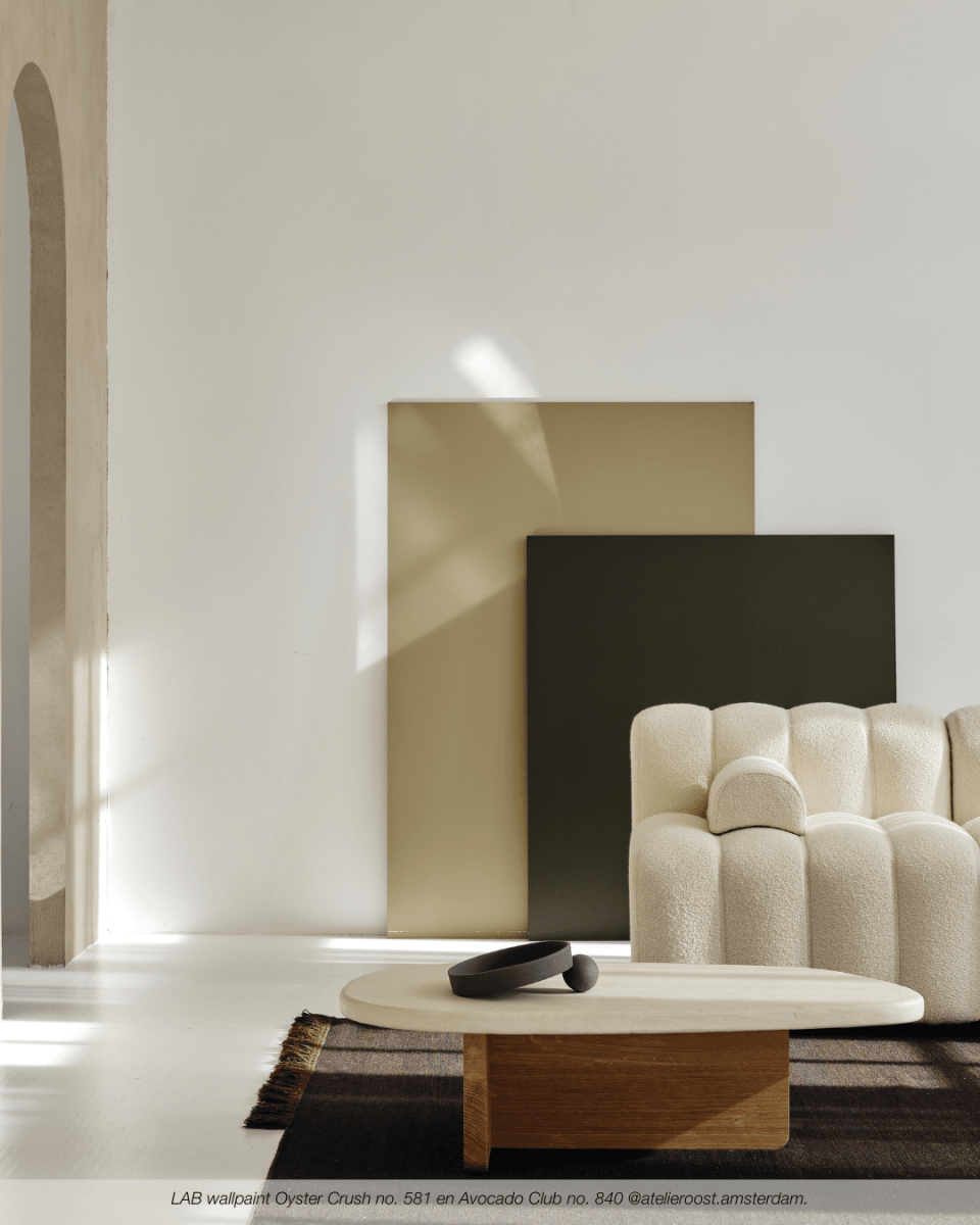 OYSTER CRUSH NO. 581 - LAB COLOUR THE WORLD