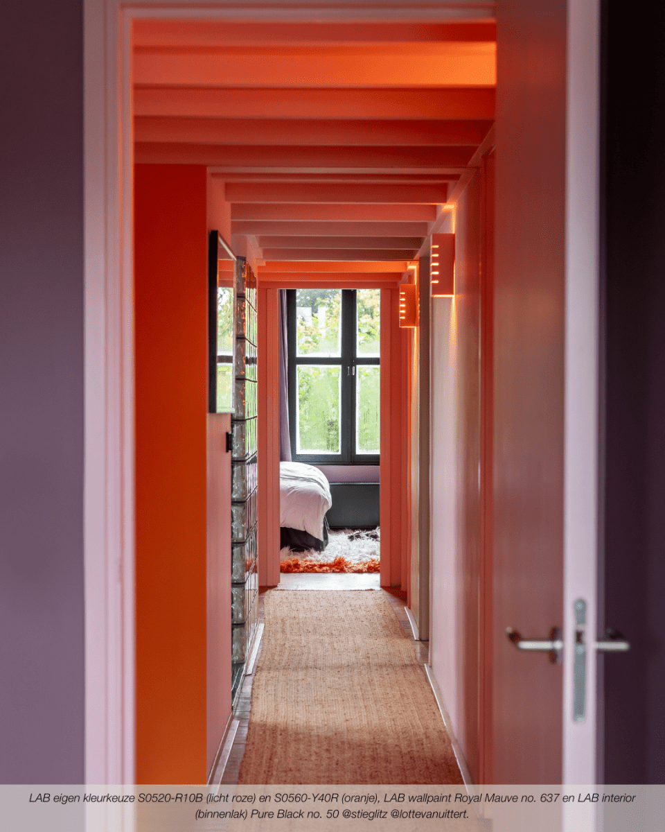 ROYAL MAUVE NO. 637 - LAB COLOUR THE WORLD