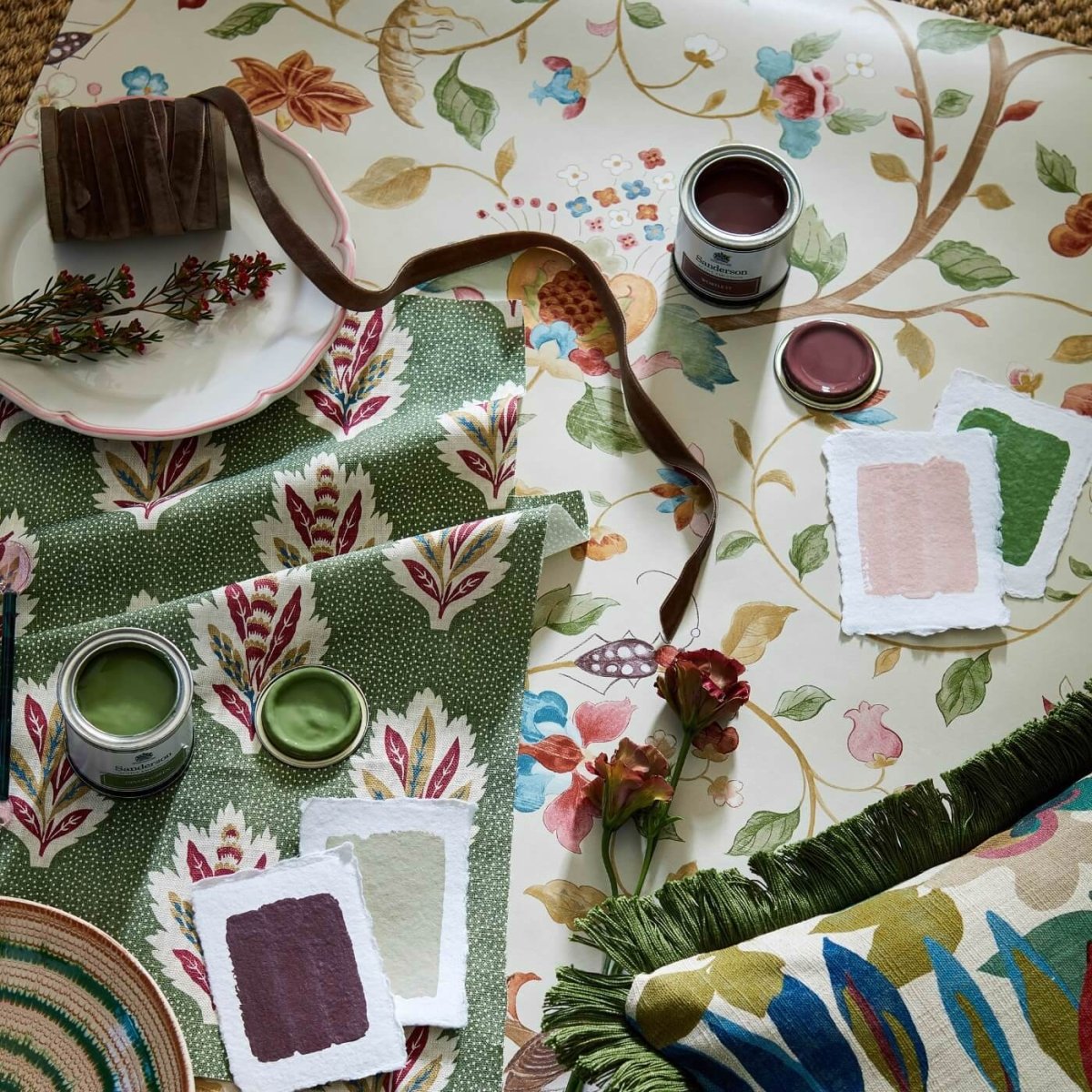 Sanderson Aril's Garden Behang 217238 - LAB COLOUR THE WORLD