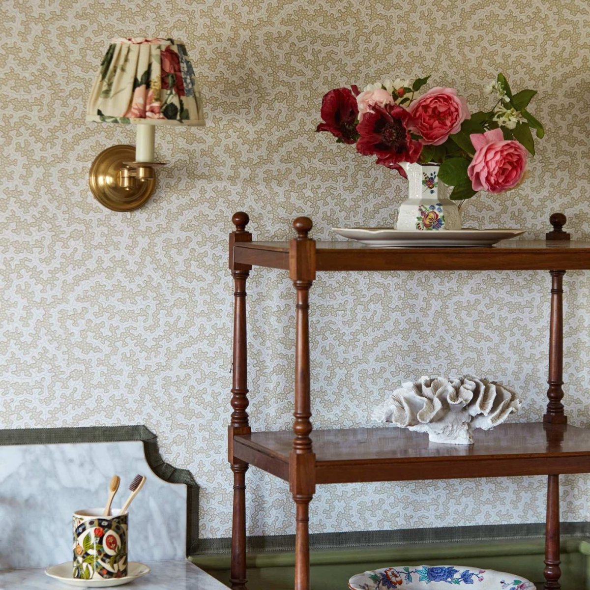 Sanderson Truffle Behang 217243 - LAB COLOUR THE WORLD