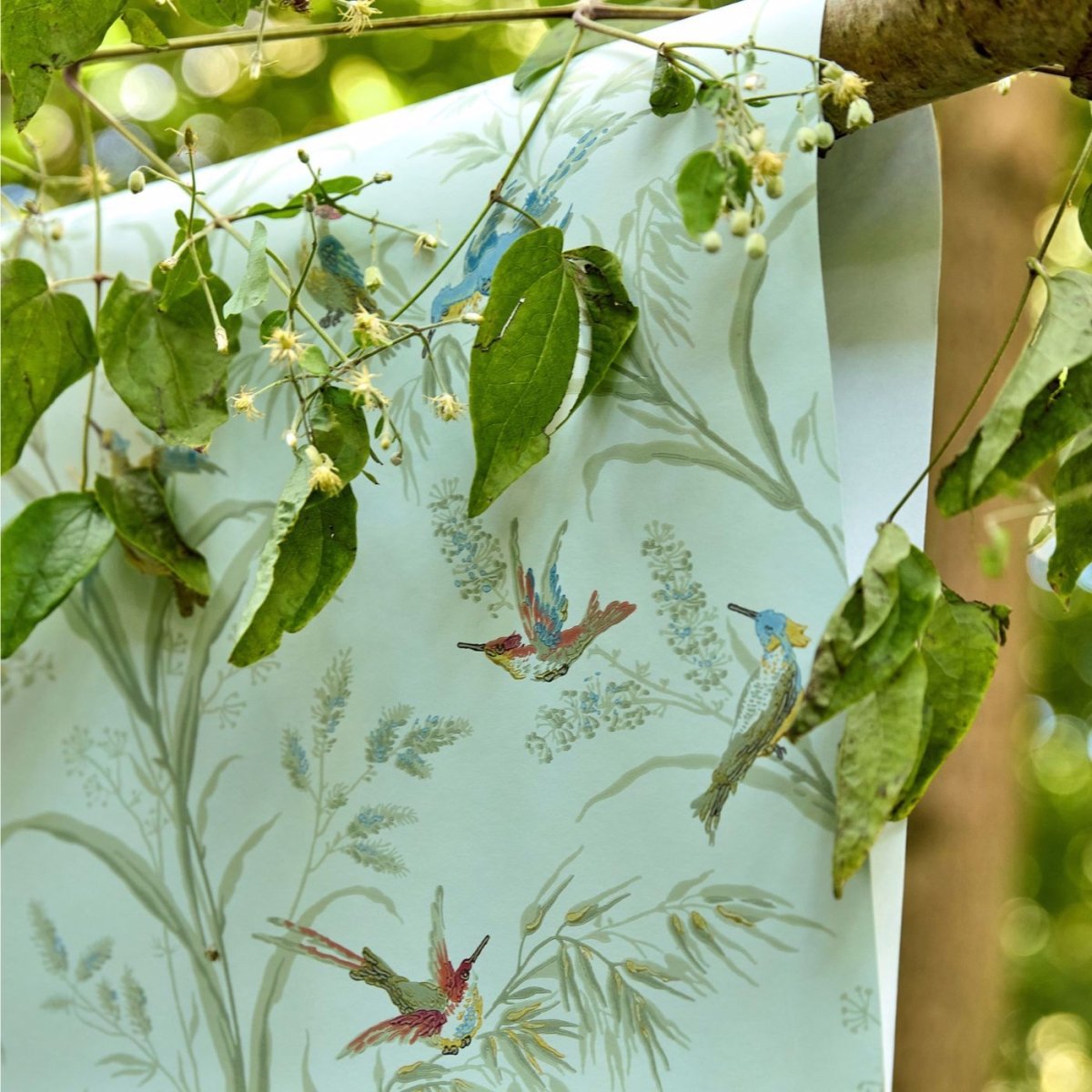 Sanderson Tuileries Behang 214082 - LAB COLOUR THE WORLD