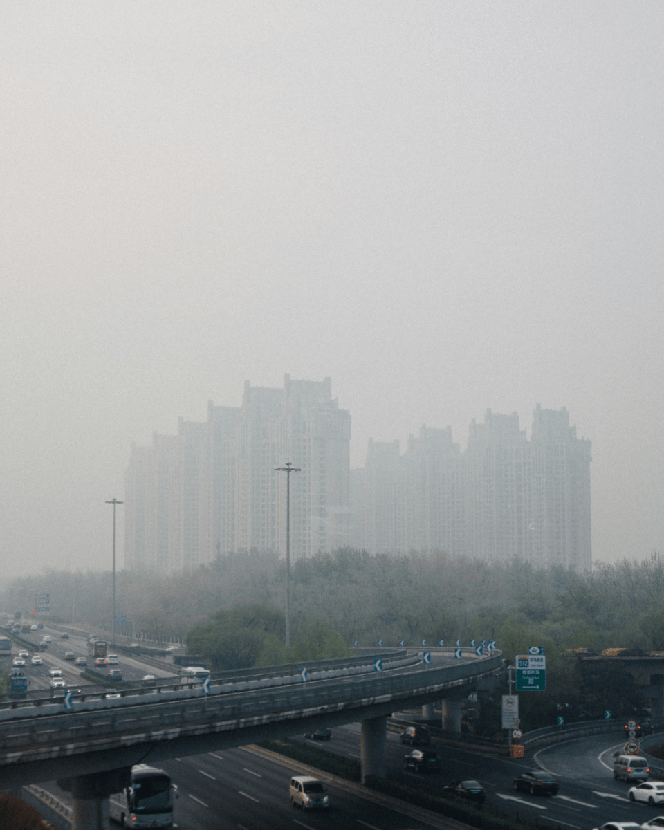 URBAN DUST NO. 130 - LAB COLOUR THE WORLD