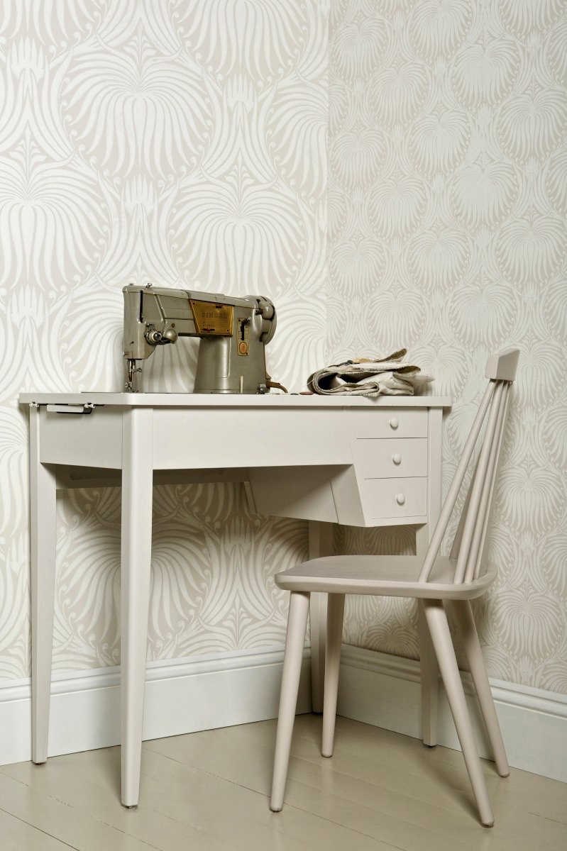 Wimborne White no. 239 - LAB COLOUR THE WORLD