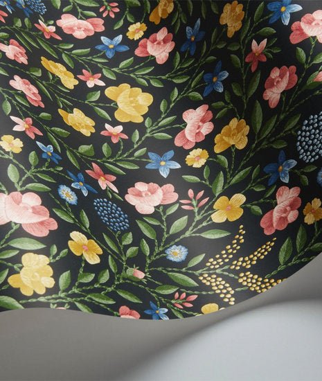 Cole & Son Historic Royal Palaces – Great Masters Court Embroidery behang 118/13030 - LAB COLOUR THE WORLD