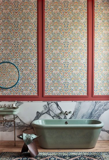 Cole & Son Historic Royal Palaces – Great Masters Court Embroidery behang 118/13030 - LAB COLOUR THE WORLD