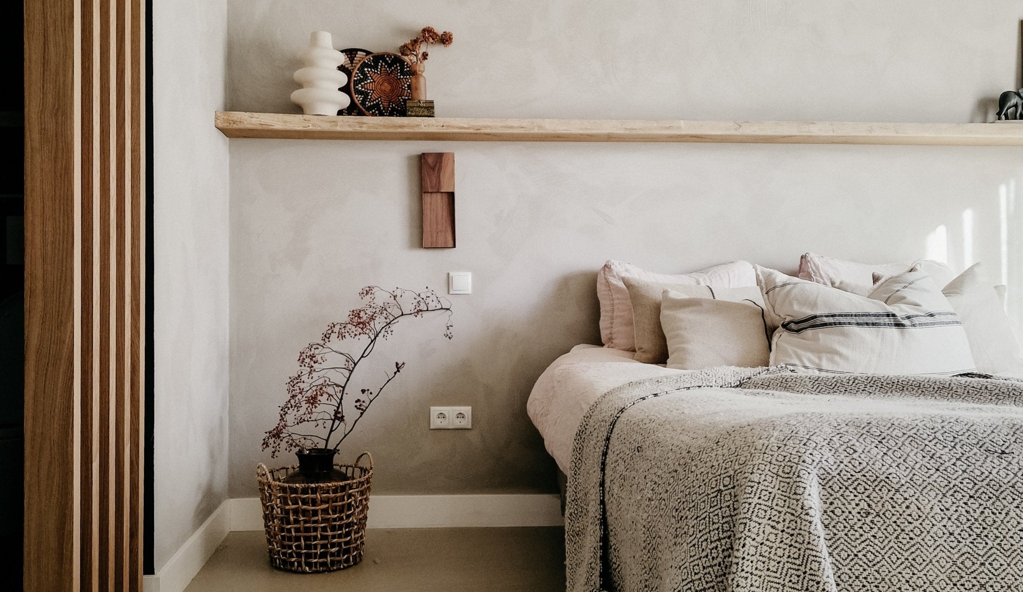 LET'S TALK CHALK: HET UNIEKE, ZIJDEZACHTE EFFECT VAN KALKVERF - LAB COLOUR THE WORLD