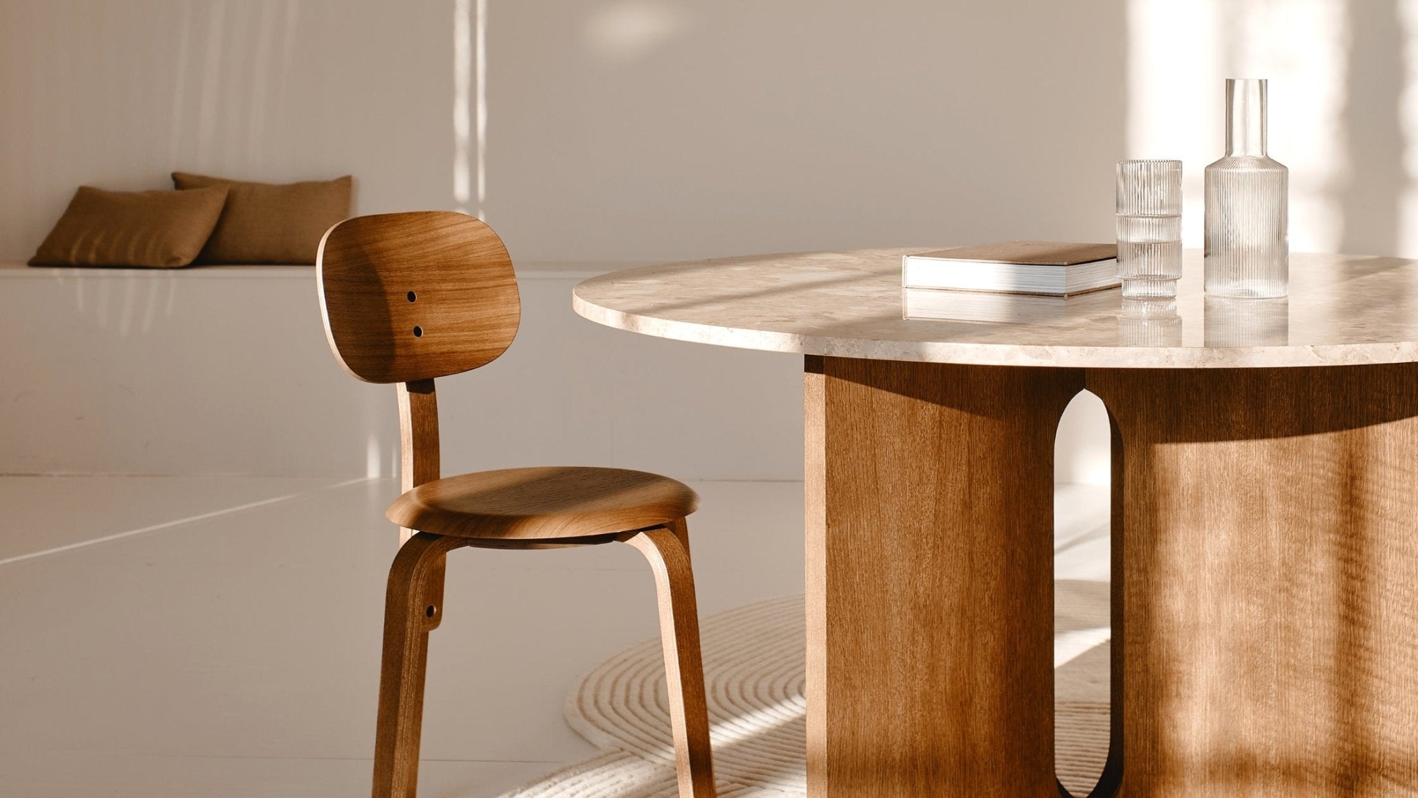 PROJECT ASSISTENT - LAB COLOUR THE WORLD