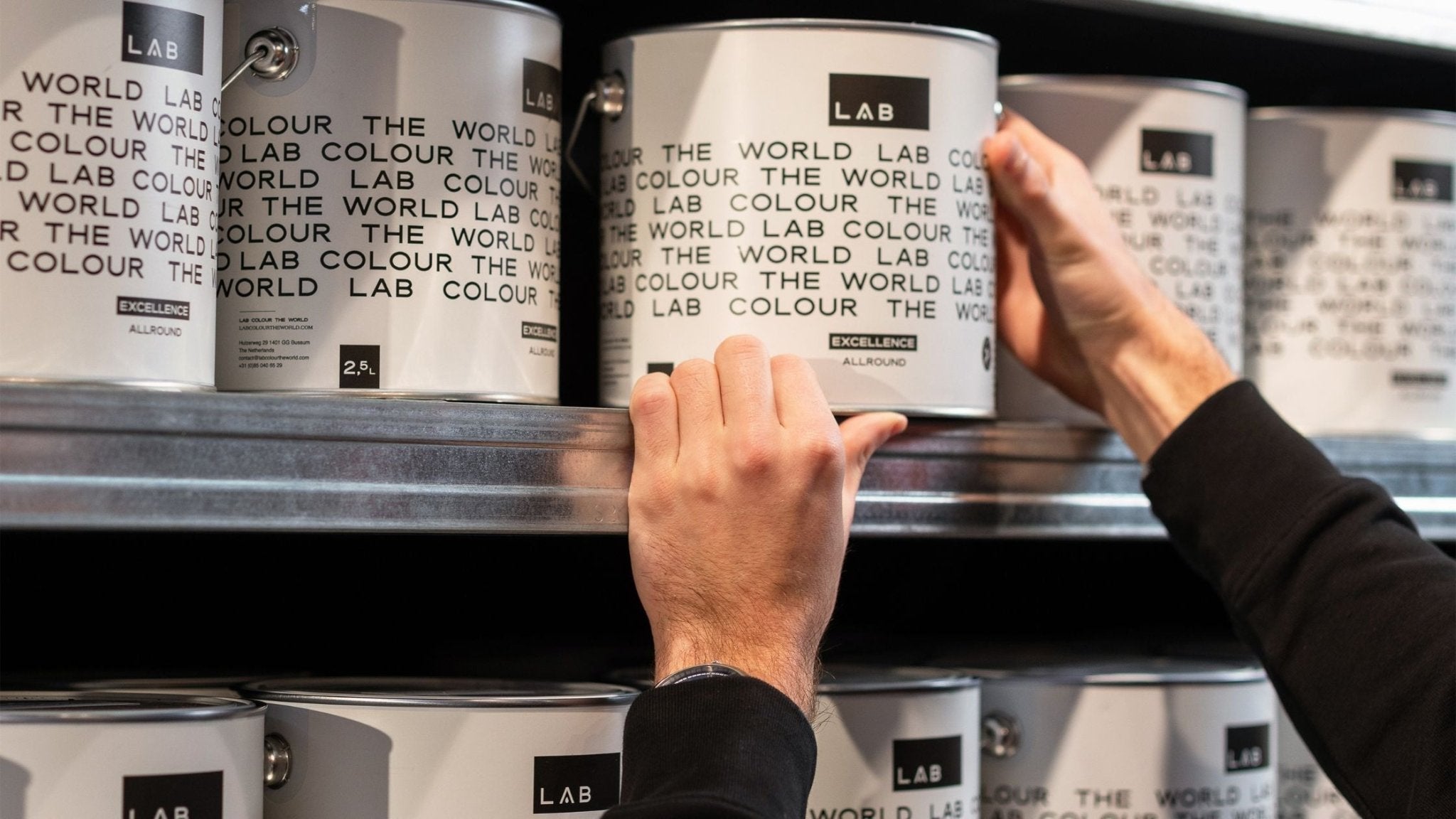 TEAMLEIDER LOGISTIEK & ORDERPRODUCTIE - LAB COLOUR THE WORLD