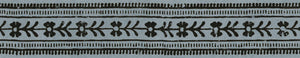 Antoinette Poisson Guirlande de fleurs Fries 116B