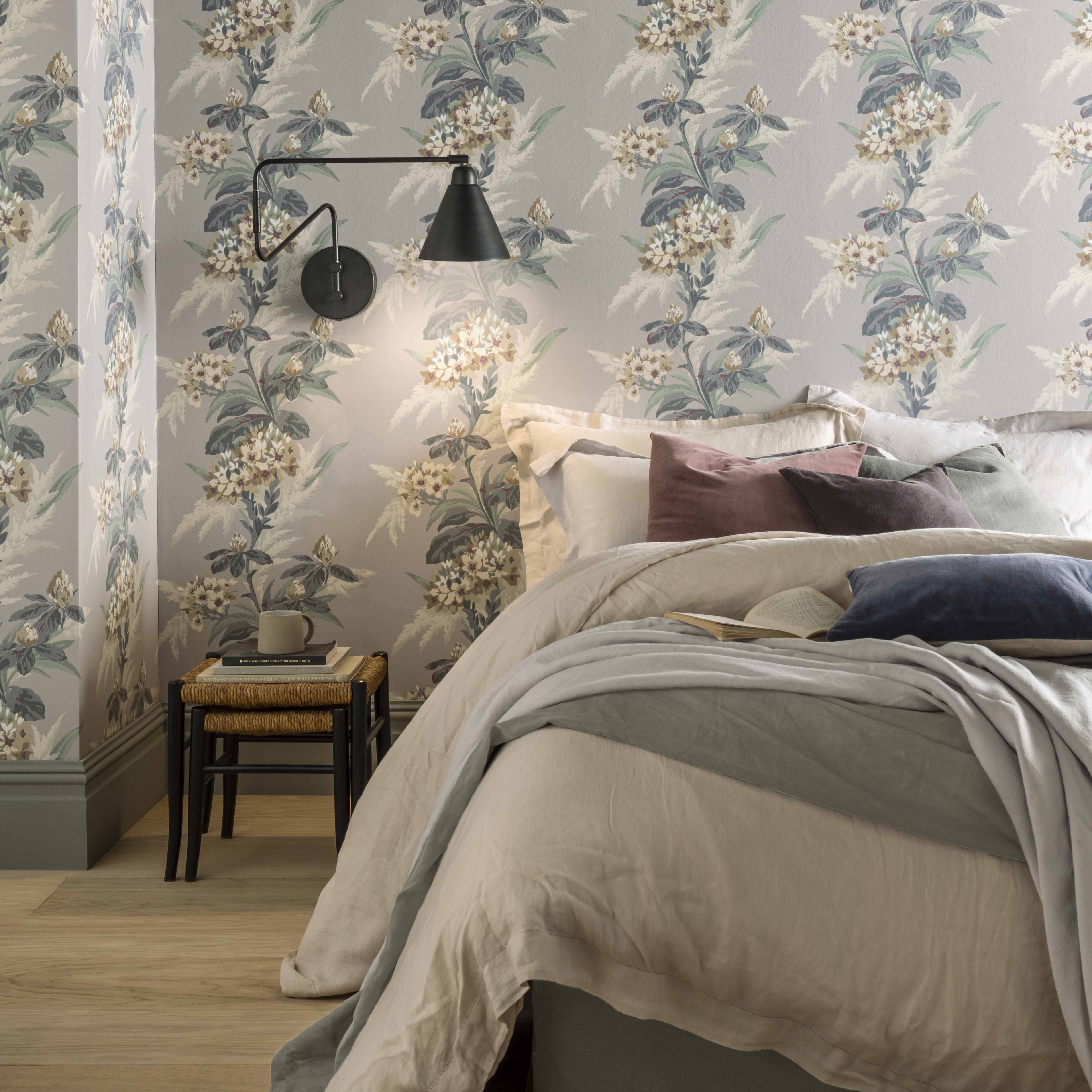 1838 Wallcoverings Aurora Behang 1804-116-06 - Mist Grey