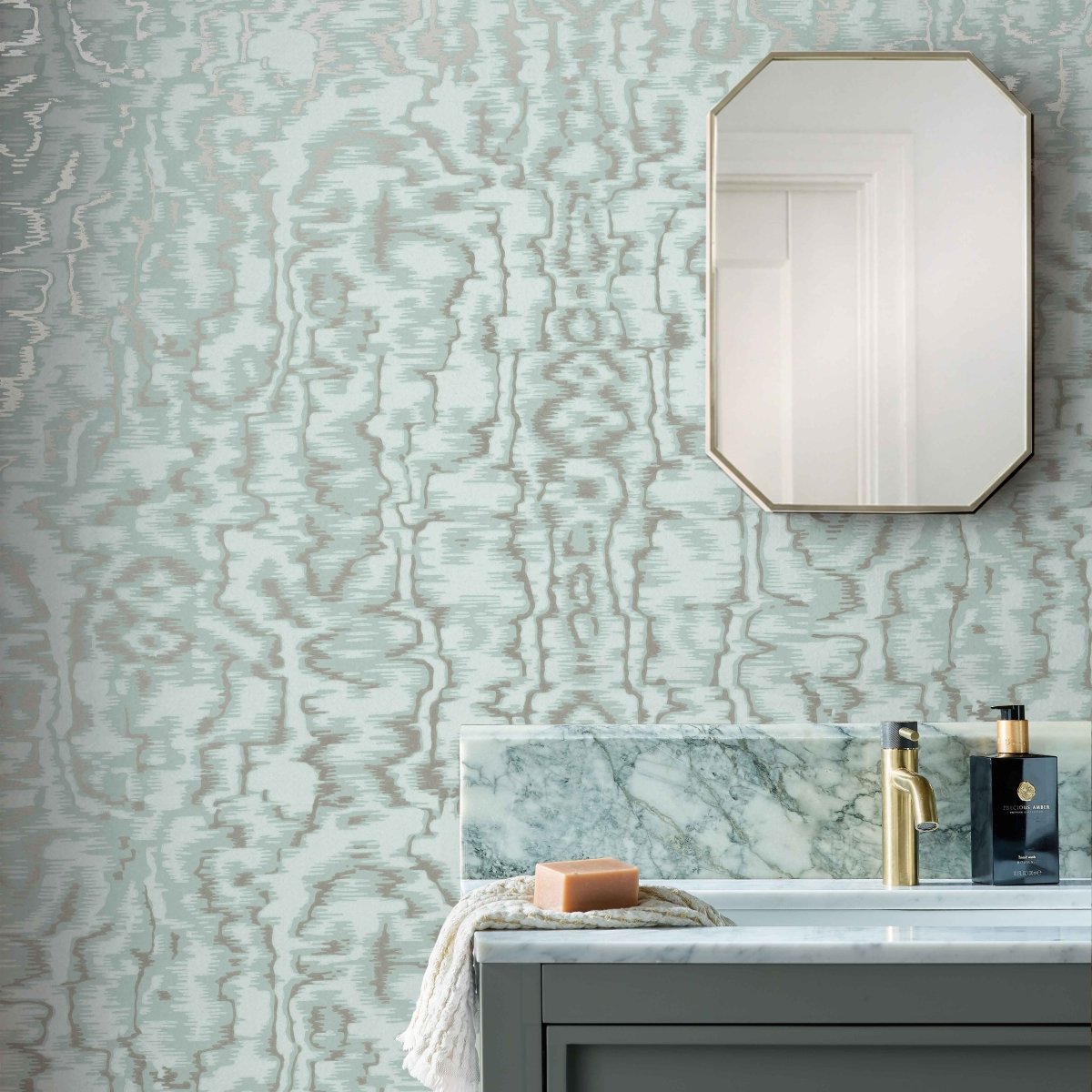 1838 Wallcoverings Avington Behang 1602-105-02 - LAB COLOUR THE WORLD