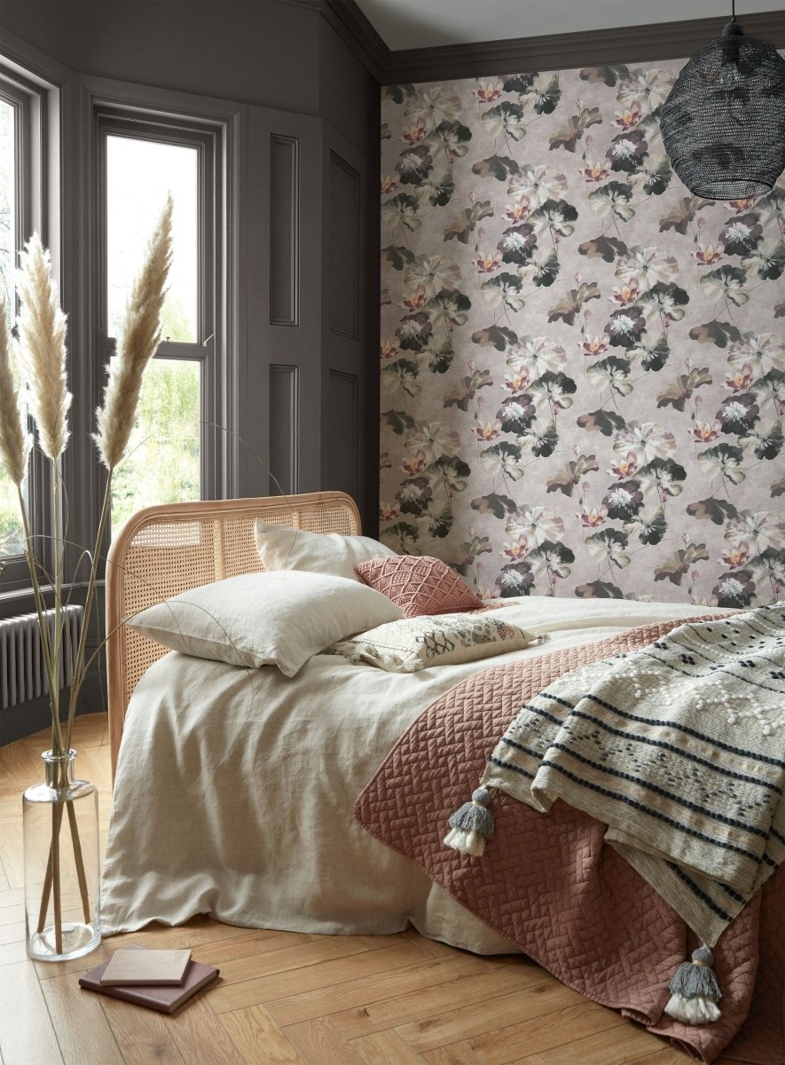 1838 Wallcoverings Willow Water Lilies Chamomile Behang 2008-143-06 - LAB COLOUR THE WORLD