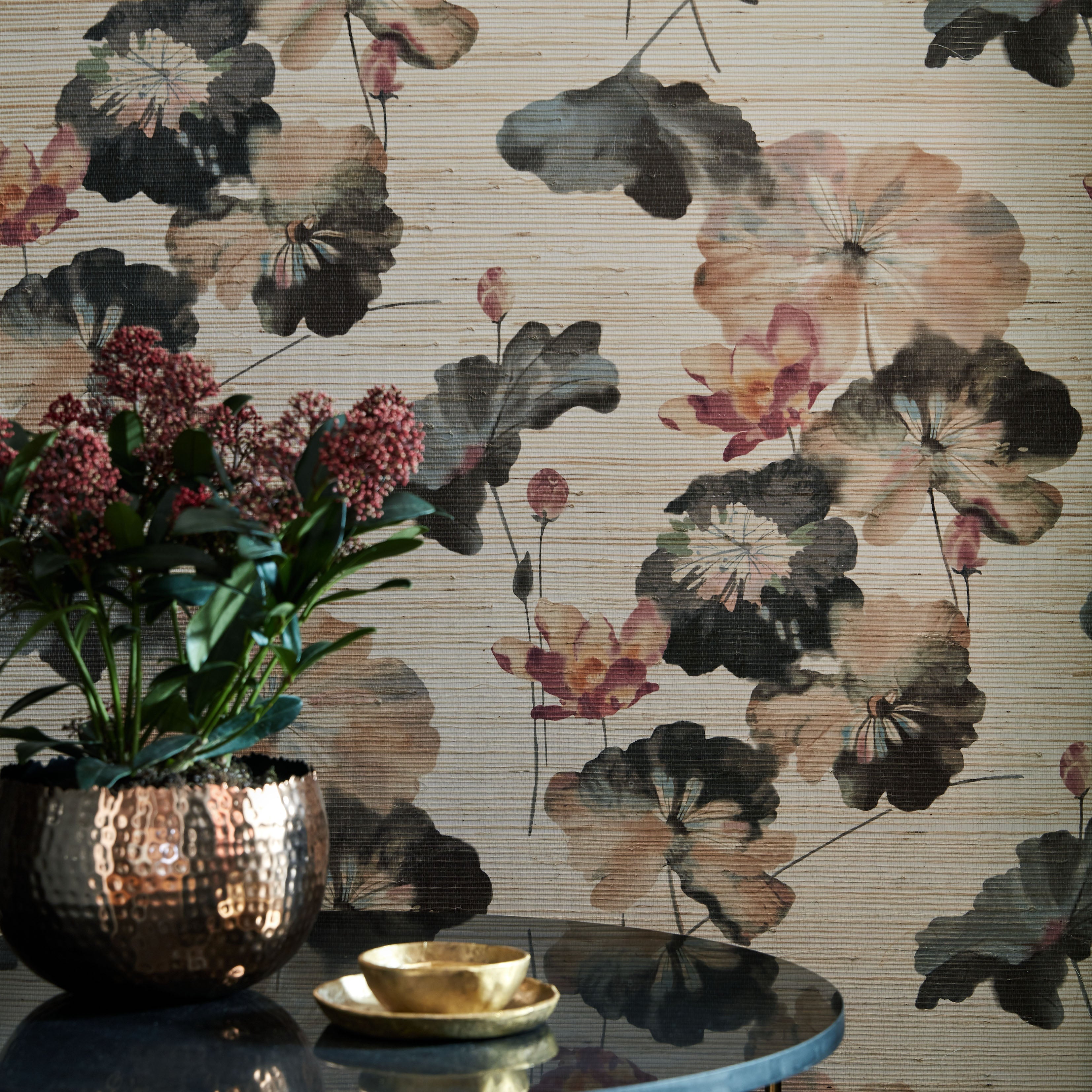 1838 Wallcoverings Water Lilies Bracken Behang 2008-143-01