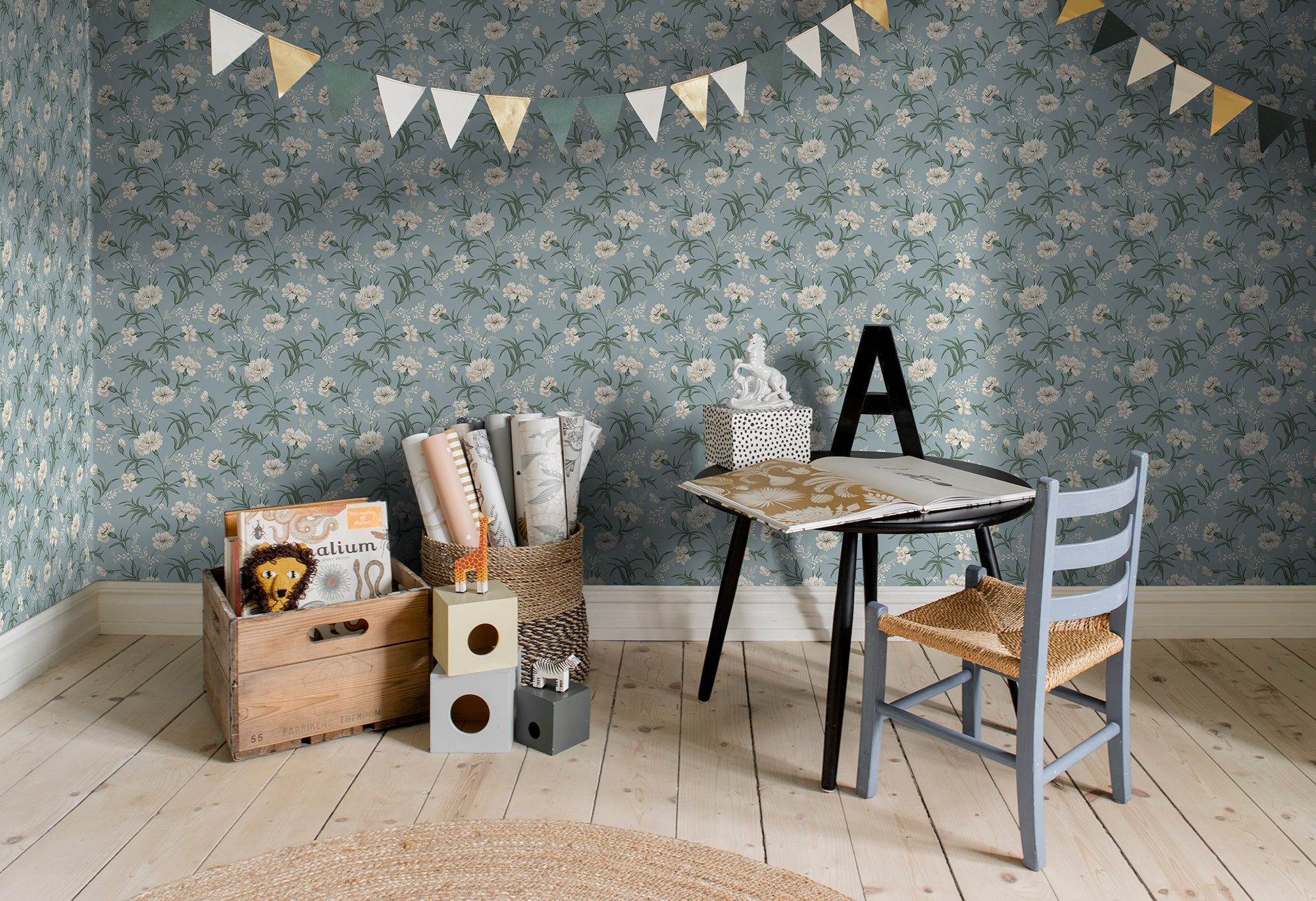 Sandberg Emilie Behang 832-37 - Sky Blue